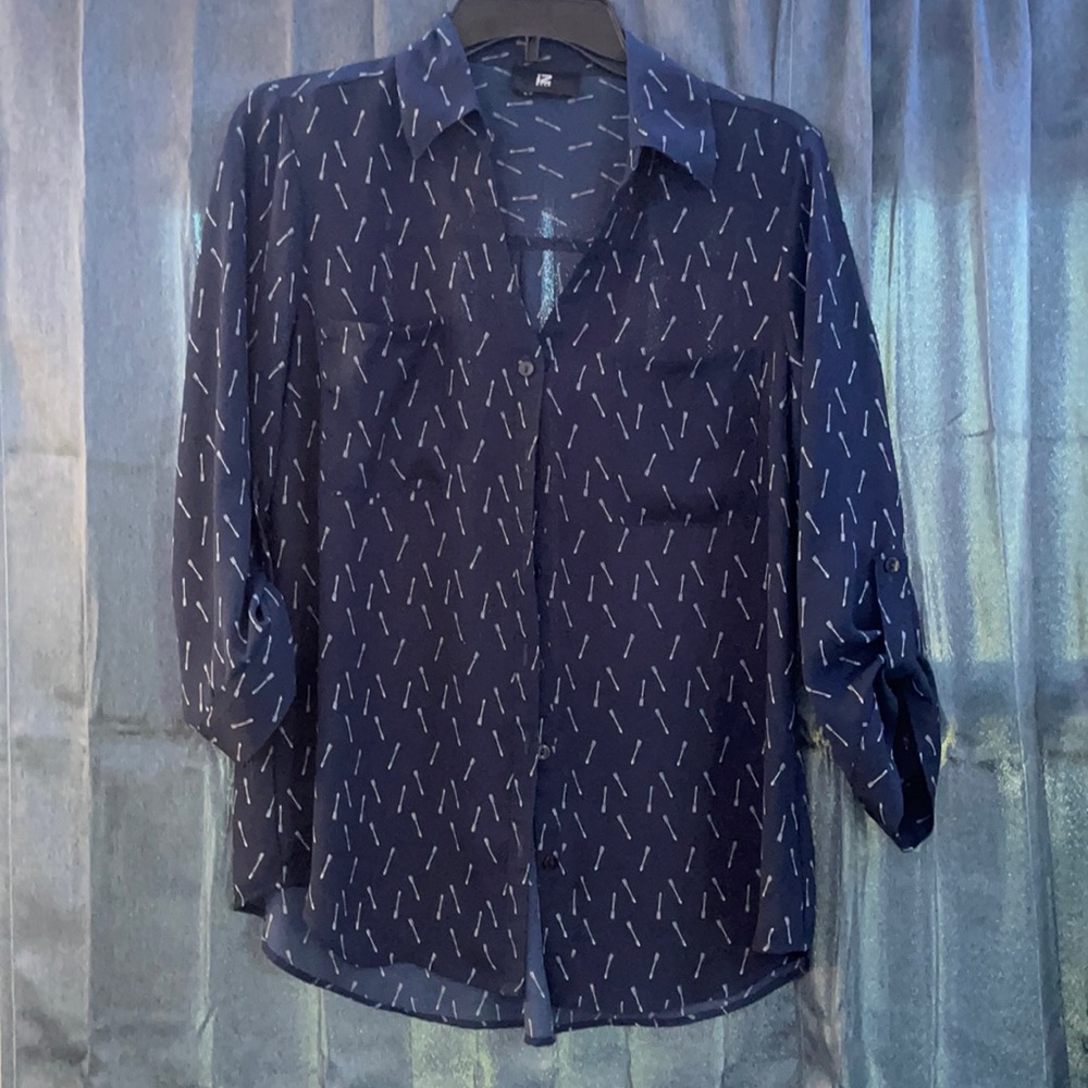 Blue lightweight button down